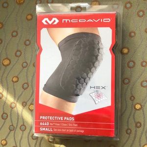 McDavid protective knee/elbow/shin pads
